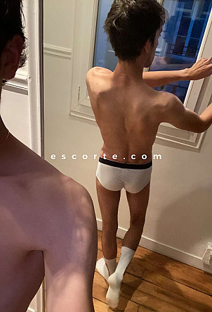 FrenchBaby - Males escort Paris