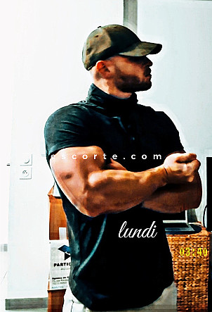 Charlydu69 - Hommes escort Lyon