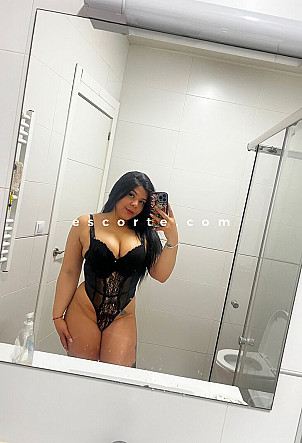 Paula - Girl escort Cannes