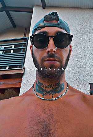 Yul - Males escort Bordeaux