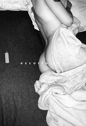 Kiaraadriencpl - Girl escort Marseille