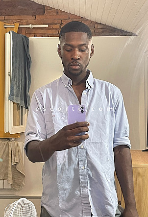 Kunta - Males escort Toulouse