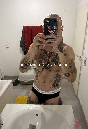 Azey - Hommes escort Bordeaux