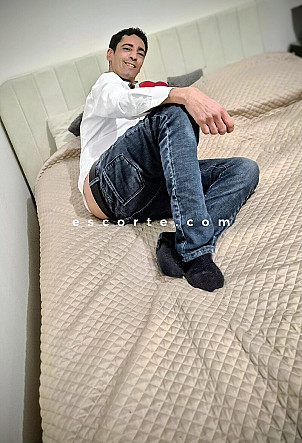 Grand Mat bien Monte - Hommes escort Aix-en-Provence