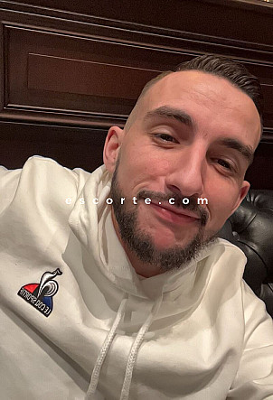 Aureo - Hommes escort Paris