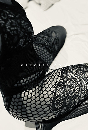 Joulianna - Girl escort Montbéliard