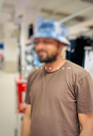 salmu - Males escort Paris