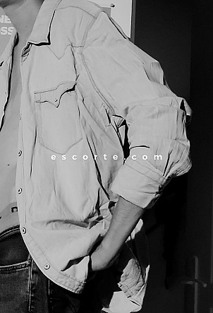 Desfleurs - Hommes escort Dijon