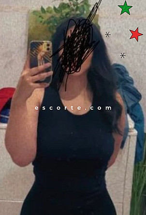 louna - Girl escort Lille