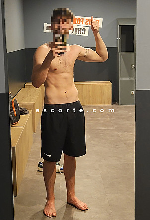 Romain - Hommes escort Reims