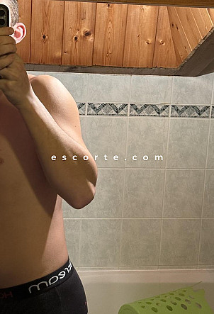 Jeune homme 74 - Hommes escort Thonon-les-Bains