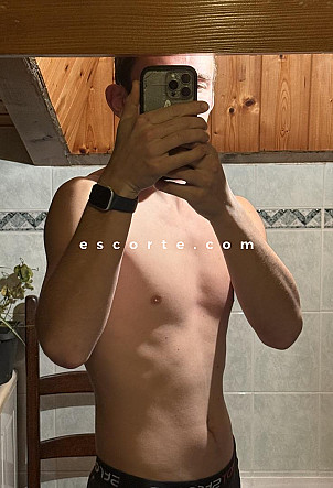 Jeune homme 74 - Hommes escort Thonon-les-Bains