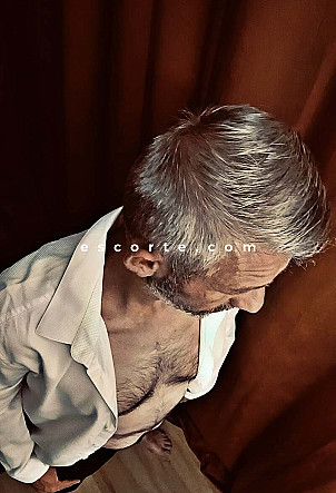 Ft35 - Males escort Rennes