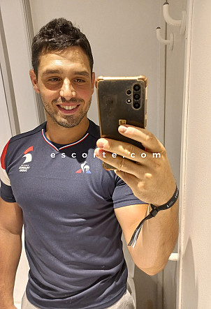 Gentlemen 007 - Males escort Saint-Étienne