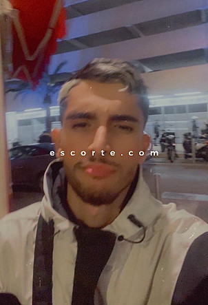 jeune dispo - Hommes escort Lyon