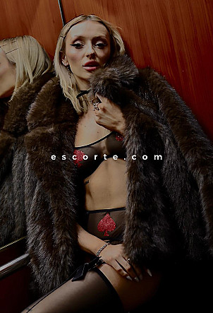 45yrt444eg42 - Girl escort Paris