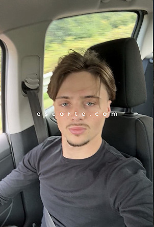 Nathan - Males escort Chalon-sur-Saône