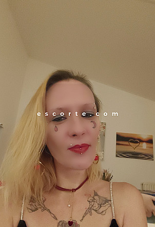 Poupette84 - Girl escort Valence