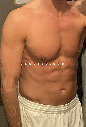 John - Hommes escort Montpellier