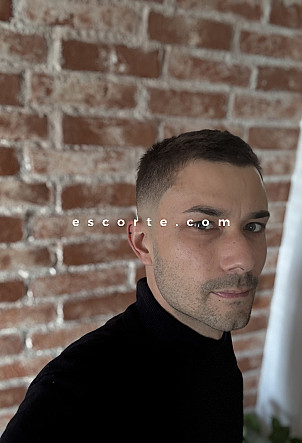 Discretbdx - Hommes escort Bordeaux