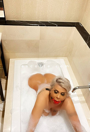 Myrachou - Girl escort Paris