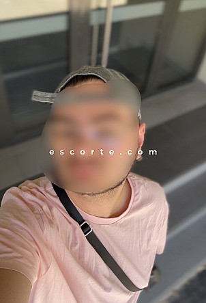 Niamor - Hommes escort Bourgoin-Jallieu