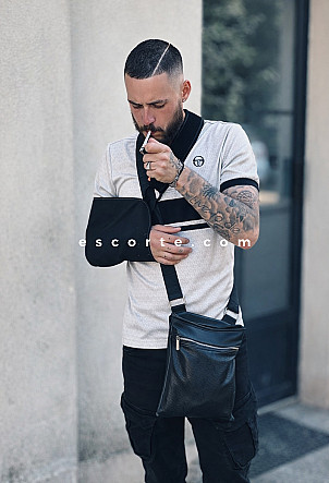 Aleks Ayko - Males escort Rouen