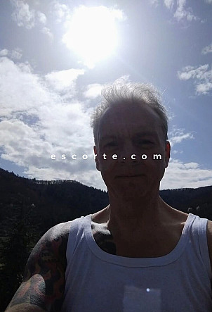 Bastien - Males escort Strasbourg