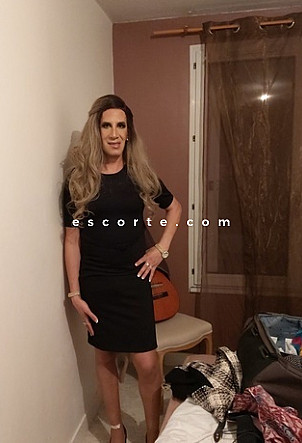 Sarah - Transsexuels escort Paris